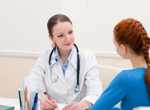 Em bị sỏi thận ở cả 2 bên khoảng 3mm cùng vô số sỏi nhỏ và bị thêm thoái hóa khớp gối